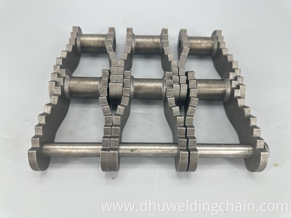 Welded structure bending plate chain